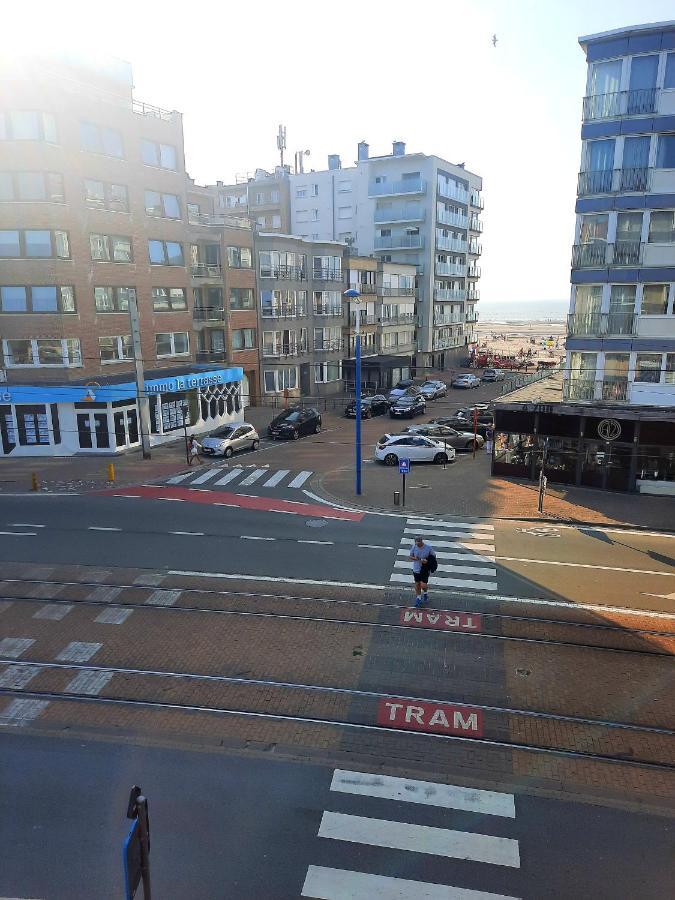 Apartamento Zeezicht Sibeac Koksijde Exterior foto